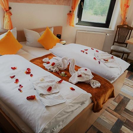 Hotel Schwarzes Ross Arnsdorf  Esterno foto